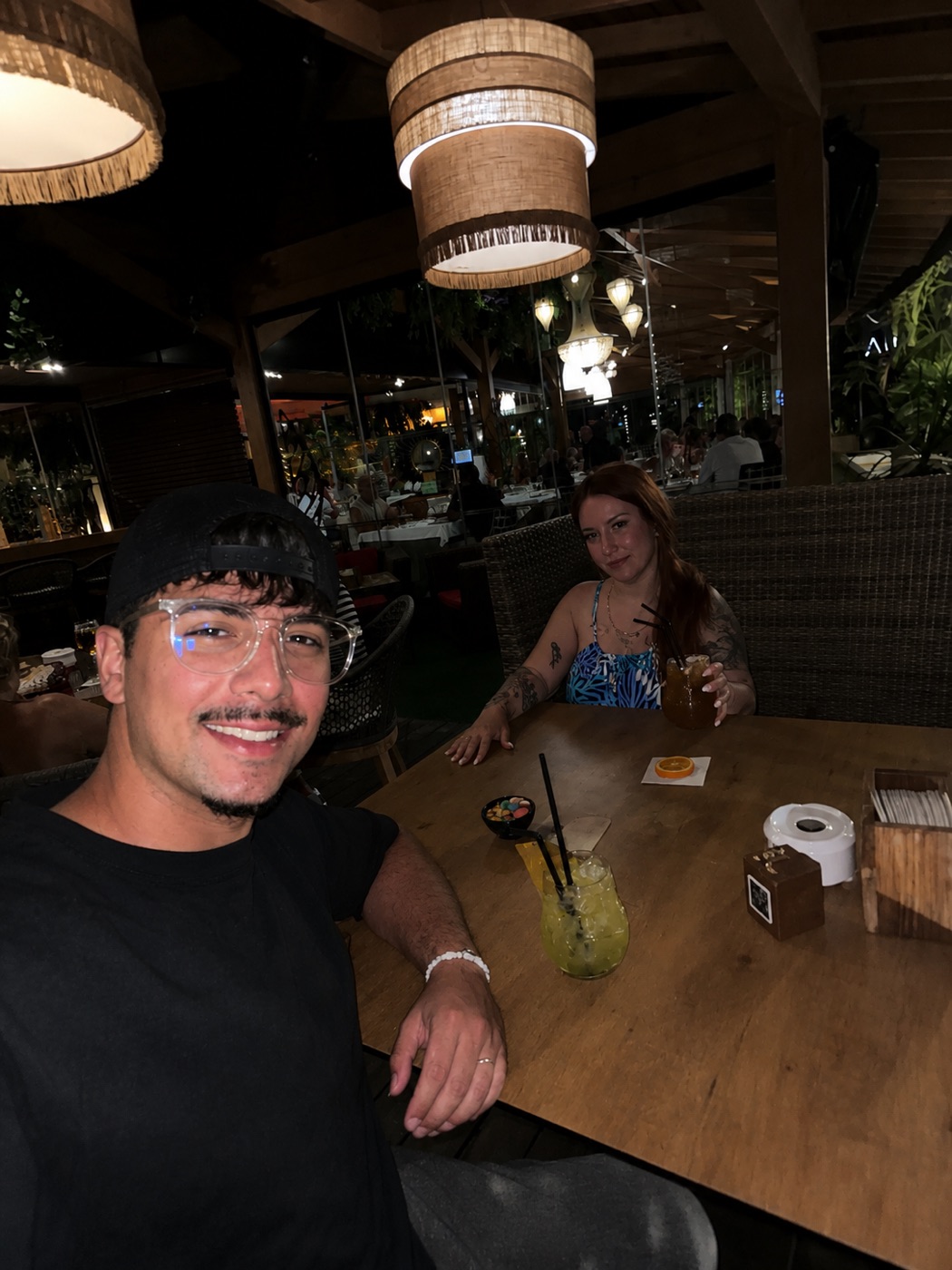 Adrián y su pareja